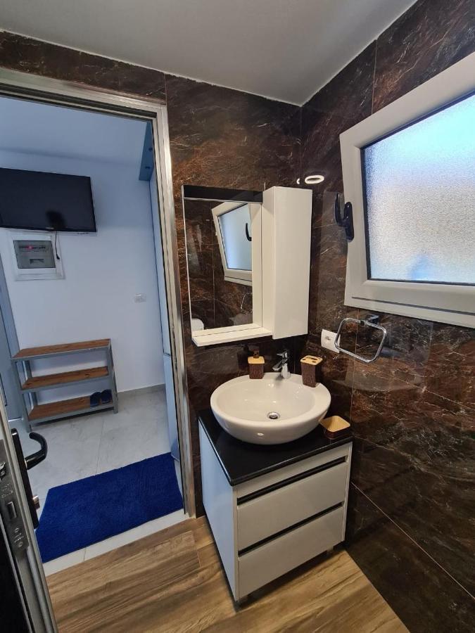 Martini Vacation Home Sarandë エクステリア 写真